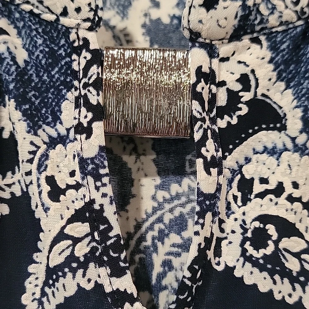 PerSeption Concept Blue and White Patterned Blouse - Picture 3 of 5